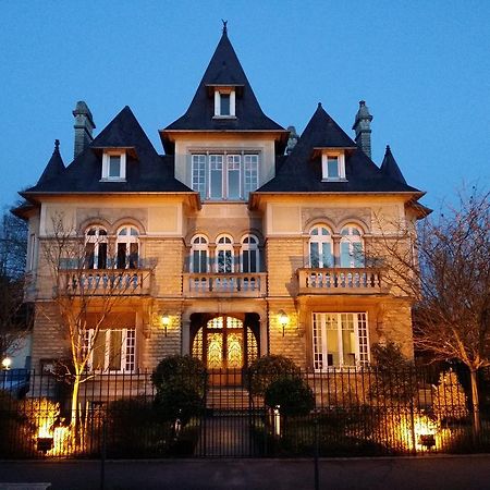 Le Castel Guesthouse Bayeux Ngoại thất bức ảnh
