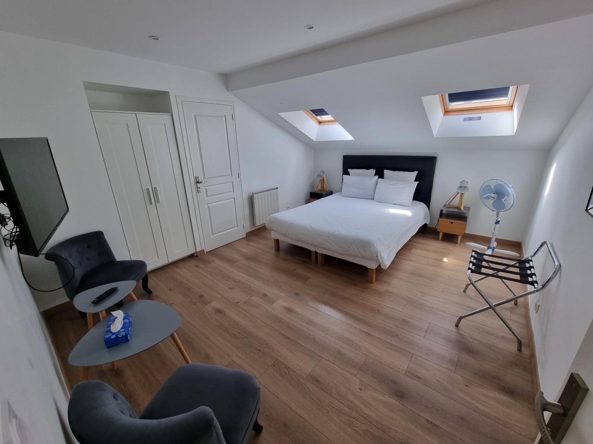 Le Castel Guesthouse Bayeux Ngoại thất bức ảnh