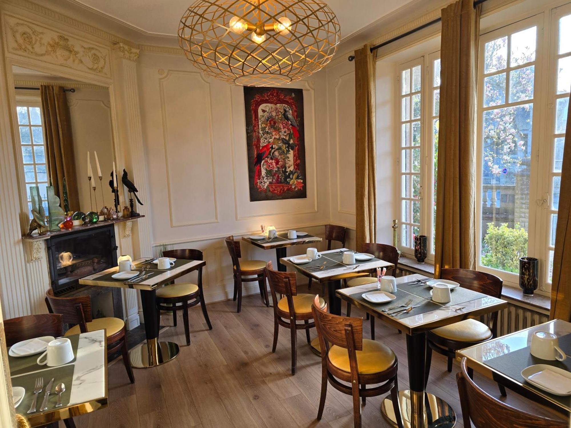 Le Castel Guesthouse Bayeux Ngoại thất bức ảnh