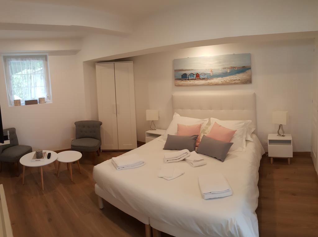Le Castel Guesthouse Bayeux Ngoại thất bức ảnh